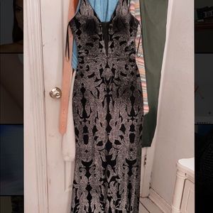 black with silver detailing prom dress!!